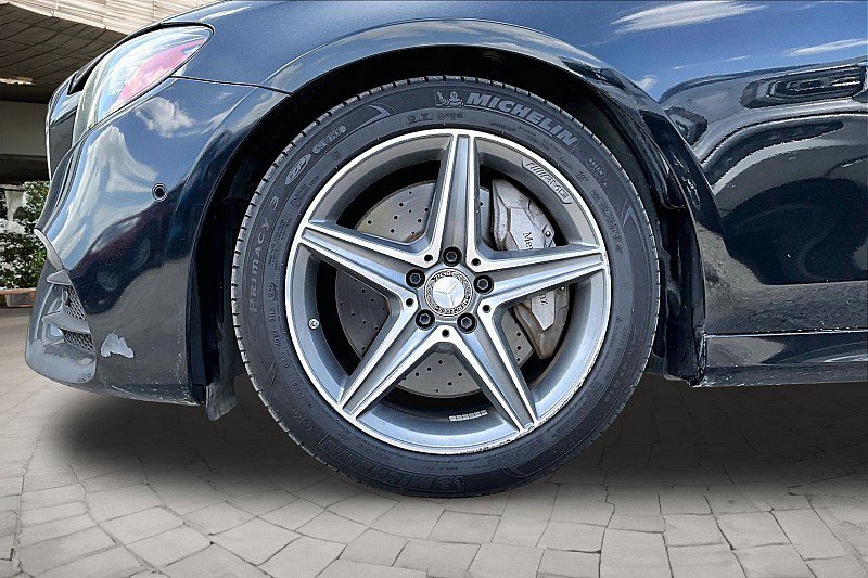 Used 2017 Mercedes-Benz E 300 image 7