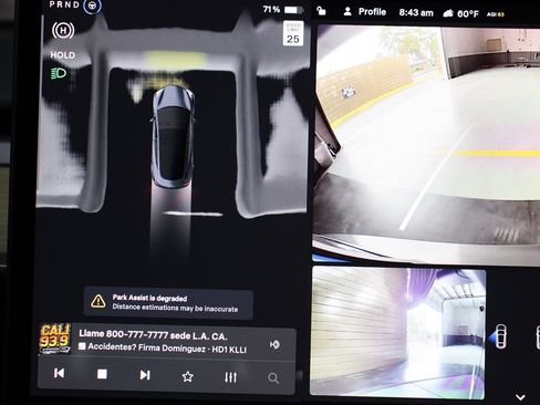 Used 2023 Tesla Model 3 Standard Range image 23