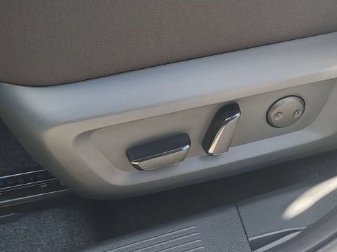 New 2026 Nissan Rogue SV w/ Cold Weather Package FWD image 21