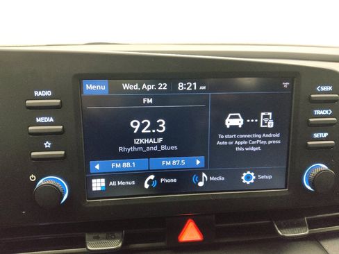 Used 2025 Hyundai Elantra Sport FWD image 25