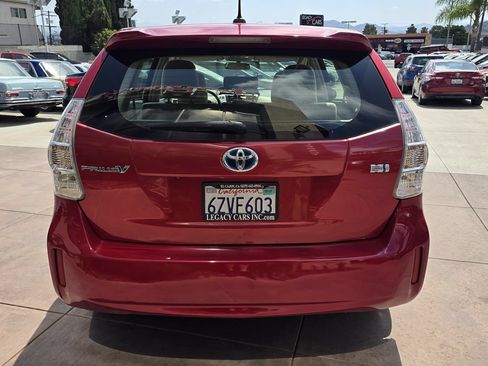 Used 2012 Toyota Prius V Three FWD image 10