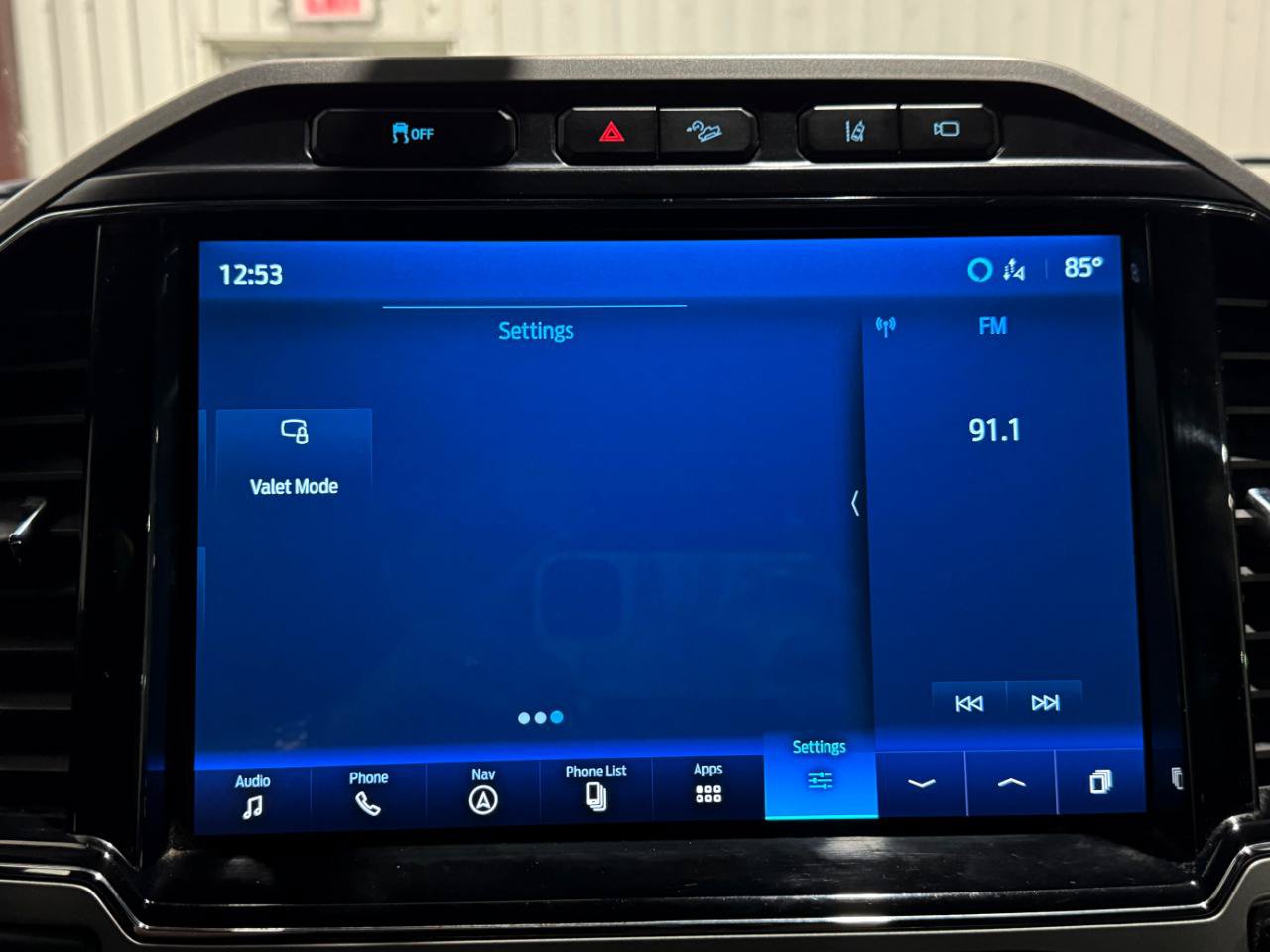 Used 2022 Ford F250 Lariat w/ Lariat Value Package AWD/4WD image 17