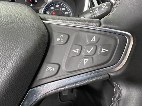 Used 2024 Chevrolet Equinox LT image 11