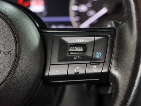 Used 2023 Nissan Rogue SV w/ SV Premium B Package FWD image 14