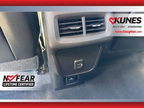 Used 2024 GMC Terrain SLT AWD/4WD image 41