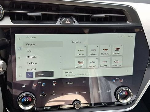 Used 2023 Lexus RZ 450e Premium image 18