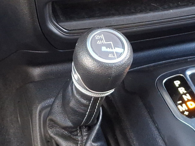 Used 2025 Jeep Wrangler Unlimited Sport AWD/4WD image 18