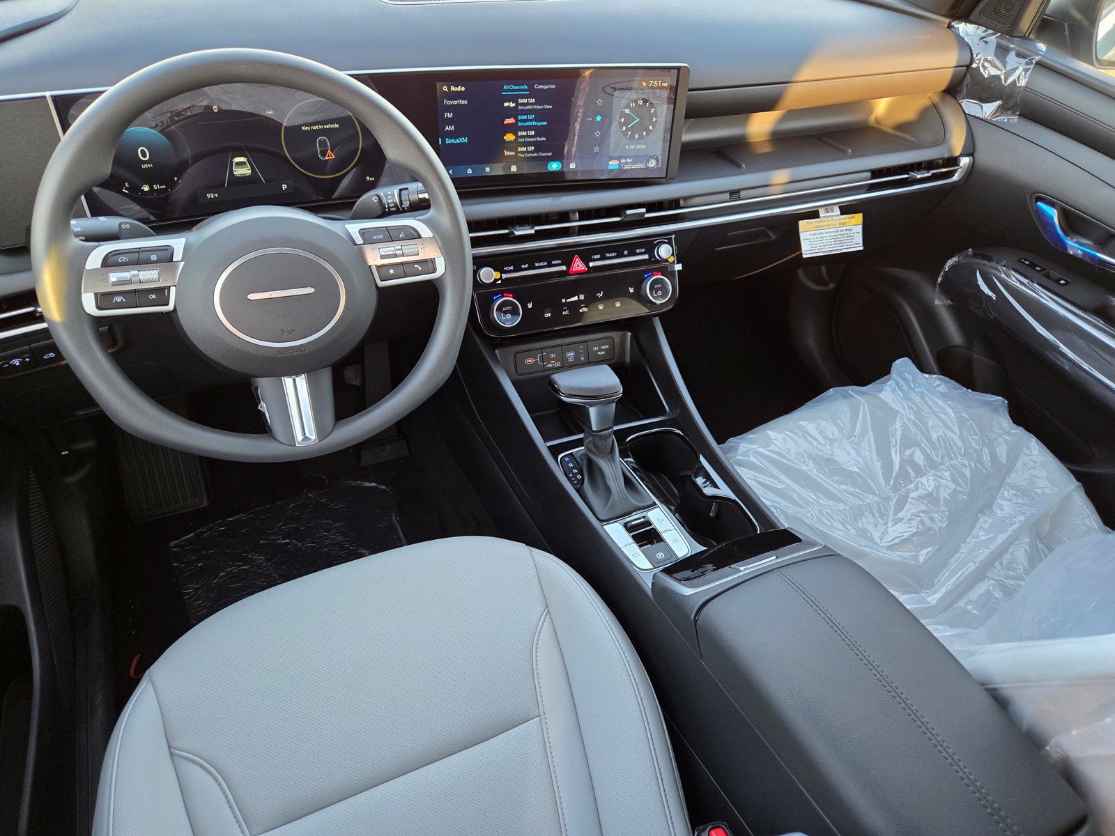 New 2027 Hyundai Santa Cruz SEL FWD image 12