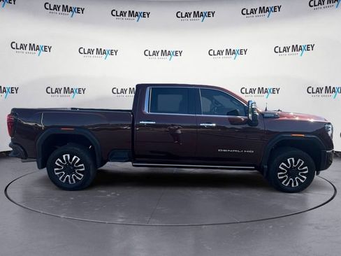 Used 2024 GMC Sierra 2500 Denali Ultimate w/ Max Trailering Package AWD/4WD image 6