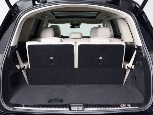 New 2026 Mercedes-Benz GLS 450 4MATIC image 9