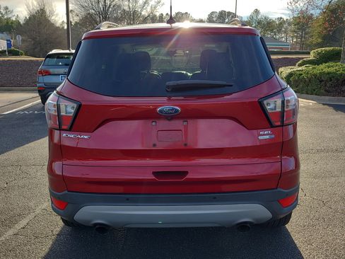 Used 2018 Ford Escape SEL image 6