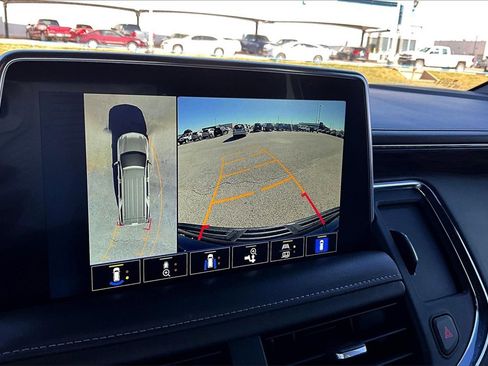 Used 2022 Chevrolet Tahoe Z71 w/ Luxury Package image 22