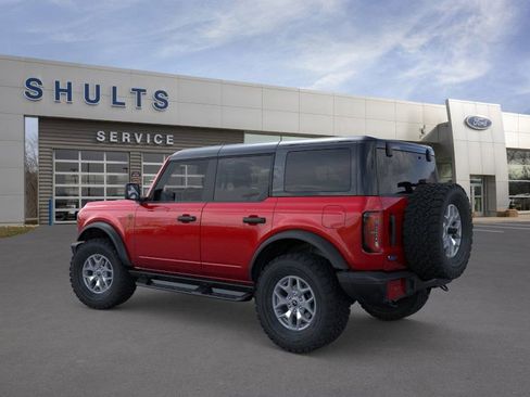 New 2025 Ford Bronco Badlands image 4