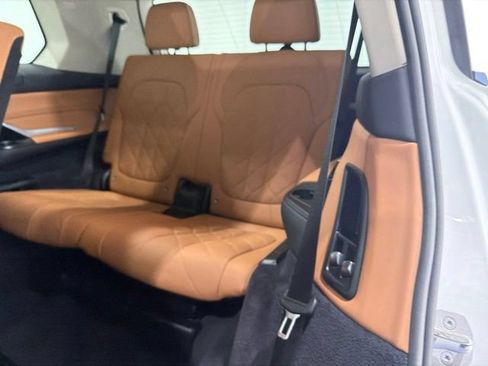 Certified 2024 BMW X7 xDrive40i w/ Climate Comfort Package AWD/4WD image 18