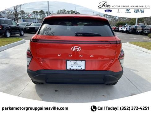 Certified 2024 Hyundai Kona SEL image 5