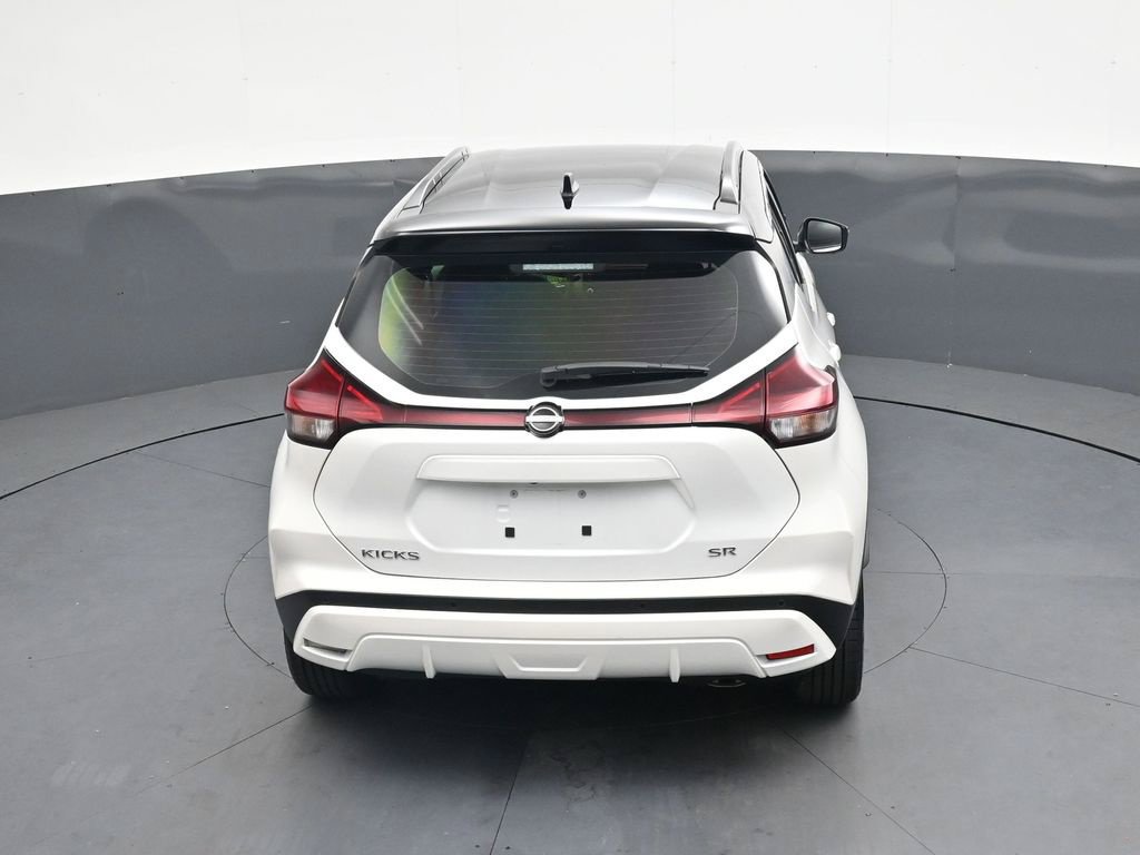 Certified 2024 Nissan Kicks SR FWD image 27