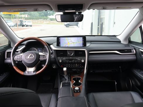 Used 2021 Lexus RX 350L Premium w/ Premium Package AWD/4WD image 16