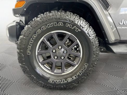 Used 2021 Jeep Gladiator Overland w/ Popular Equipment Package AWD/4WD image 29