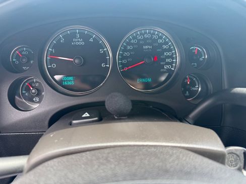 Used 2013 Chevrolet Avalanche LTZ AWD/4WD image 54