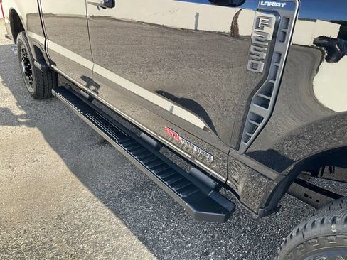 New 2026 Ford F250 Lariat w/ Black Appearance Package AWD/4WD image 24