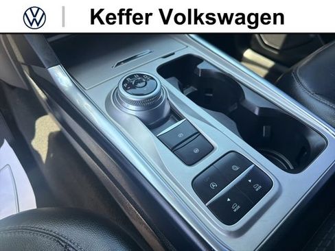 Used 2021 Ford Explorer Limited RWD image 21