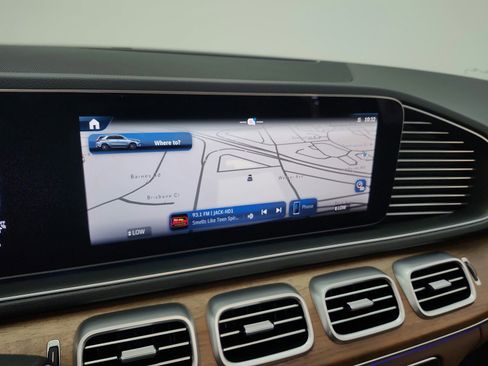 Used 2025 Mercedes-Benz GLE 350 4MATIC image 14