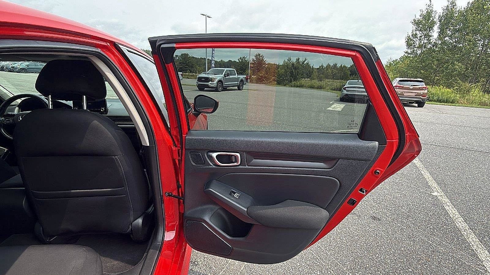 Used 2023 Honda Civic EX image 18