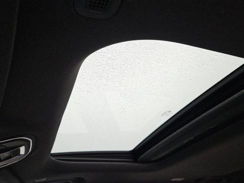 New 2025 Jeep Grand Cherokee L Altitude image 24