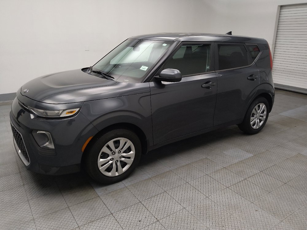 Used 2020 Kia Soul LX FWD image 2