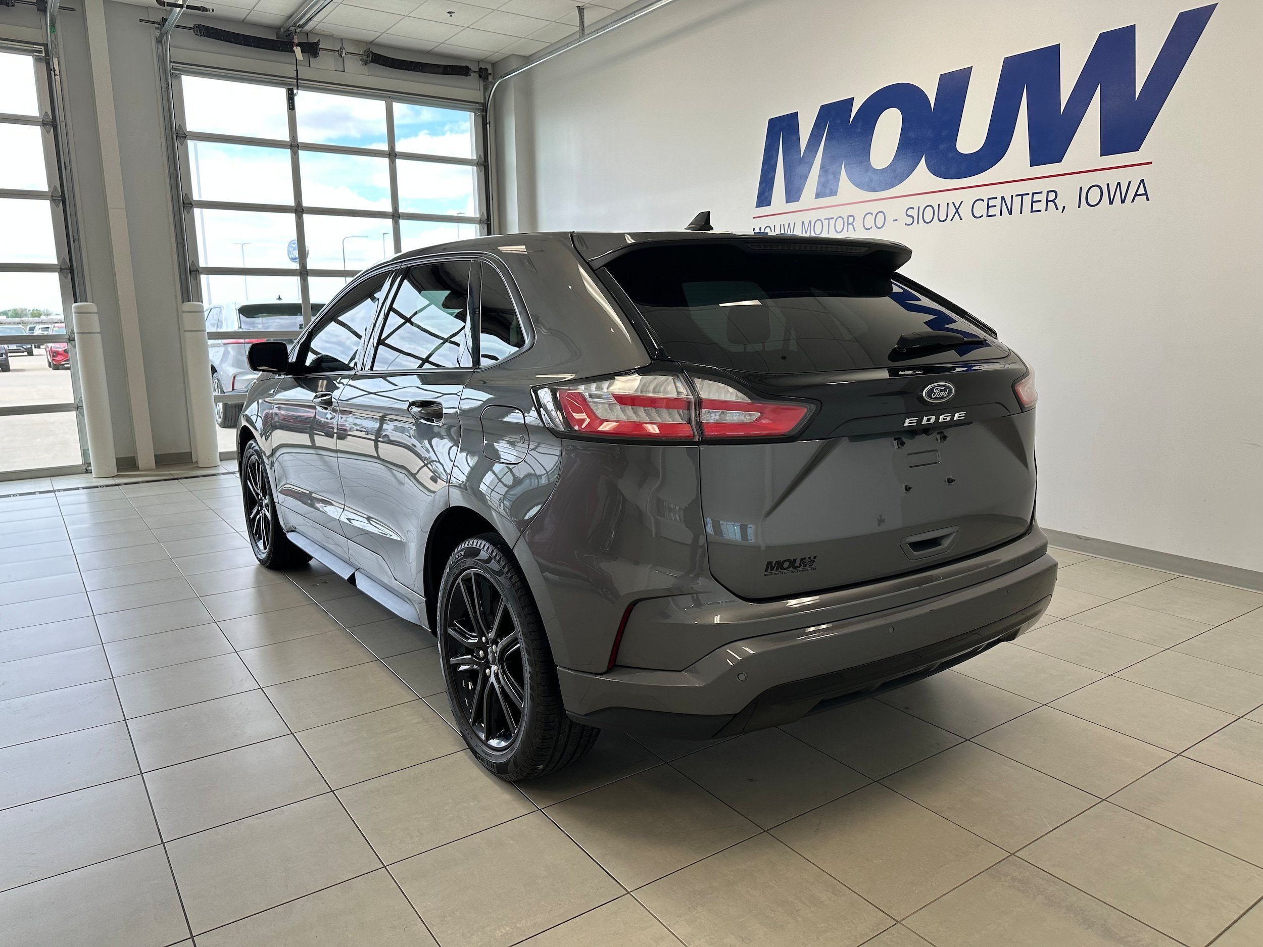 Used 2024 Ford Edge ST-Line AWD/4WD image 6