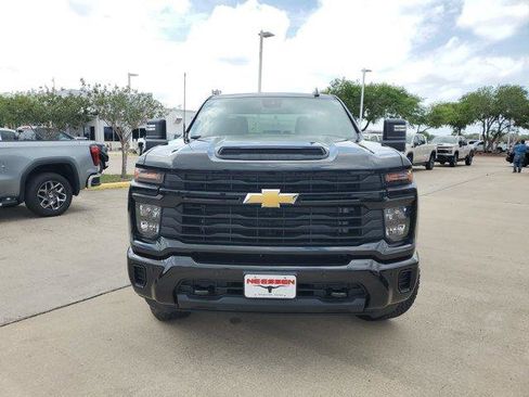 New 2026 Chevrolet Silverado 2500 Custom w/ Custom Value Package AWD/4WD image 2