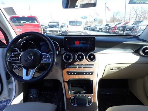 Used 2022 Mercedes-Benz GLC 300 4MATIC image 19