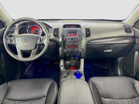 Used 2013 Kia Sorento SX image 25