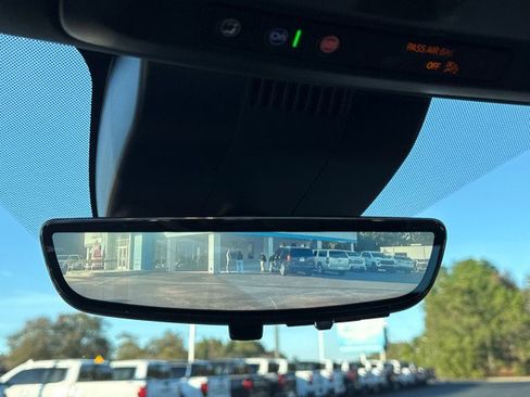 Used 2024 Chevrolet Tahoe High Country w/ Premium Package image 32