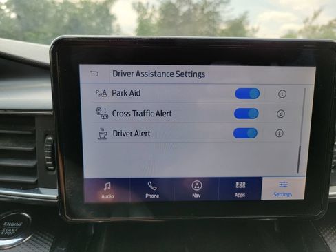 Used 2022 Ford Explorer ST-Line w/ Class IV Trailer Tow Package AWD/4WD image 45
