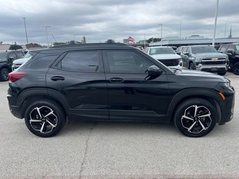 Used 2022 Chevrolet TrailBlazer RS FWD image 5