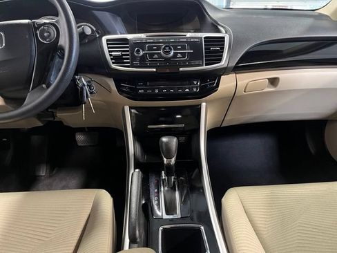 Used 2016 Honda Accord LX image 20