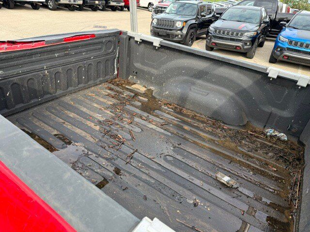 Used 2014 RAM 2500 Tradesman w/ Chrome Appearance Group AWD/4WD image 13