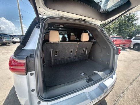Used 2023 Chevrolet Traverse Premier w/ LPO, Cargo Package FWD image 25