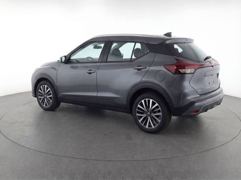 Used 2024 Nissan Kicks SV FWD image 6