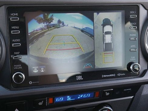 Used 2023 Toyota Tacoma TRD Sport image 37