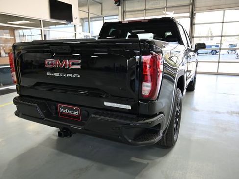 New 2026 GMC Sierra 1500 Elevation image 5