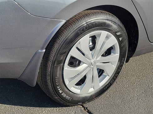 New 2025 Nissan Versa S w/ Trunk Package image 3