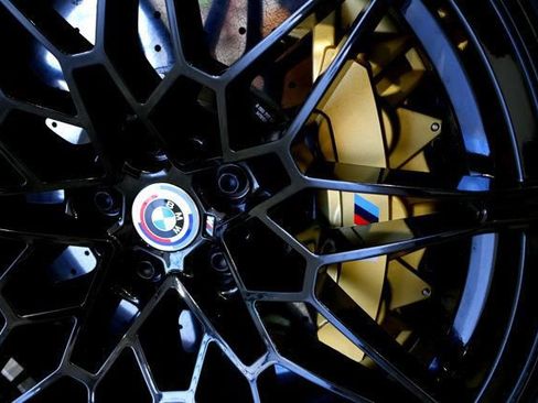 Used 2023 BMW M4 Coupe w/ M Carbon Exterior Package RWD image 40