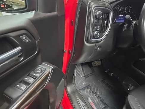 Used 2021 Chevrolet Silverado 1500 LT Trail Boss w/ Bed Protection Package image 30