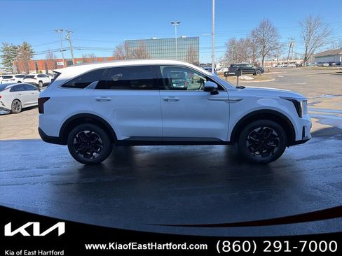 New 2026 Kia Sorento S AWD/4WD image 5
