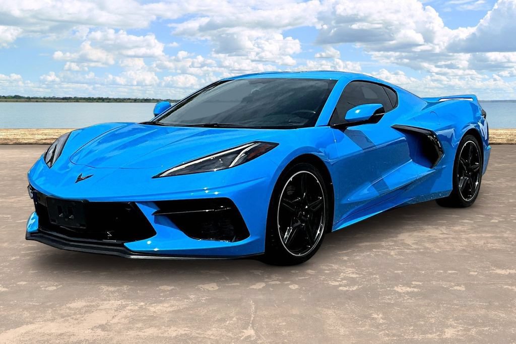 Used 2022 Chevrolet Corvette Stingray Preferred Cpe w/ Z51 Performance Package RWD image 1