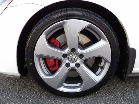 Used 2015 Volkswagen GTI S image 25