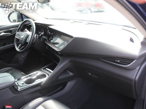 Used 2022 Buick Envision Essence w/ Safety Package FWD image 28