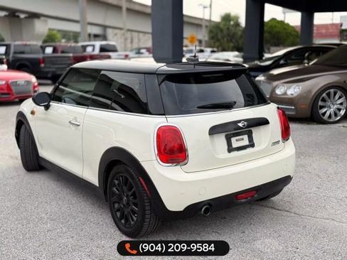 Used 2017 MINI Cooper 2-Door Hardtop image 3